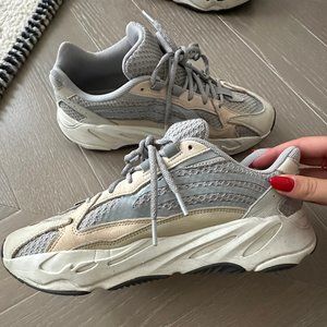 Yeezy 700 V2, size 12 M